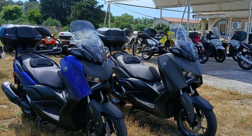 Corfu scooter rentals - Yahama XMax 300 - Sunriders